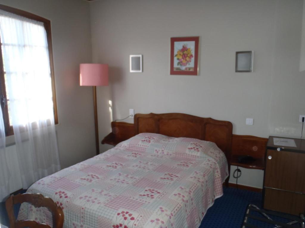 Grand Hotel Du Cours Sisteron Ruang foto